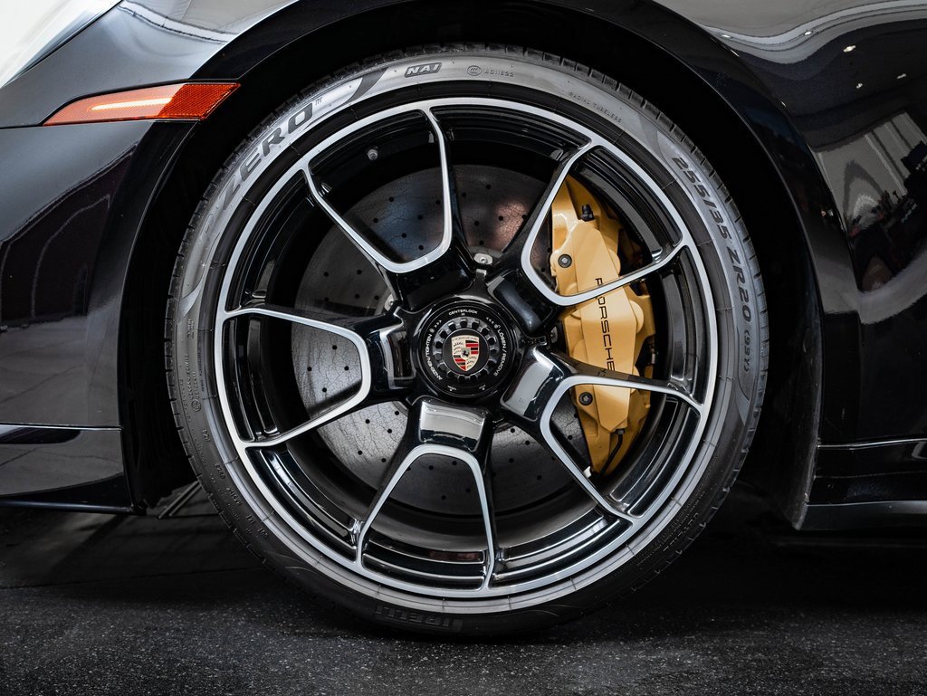 Used 2015 Porsche 911 Carrera image 12