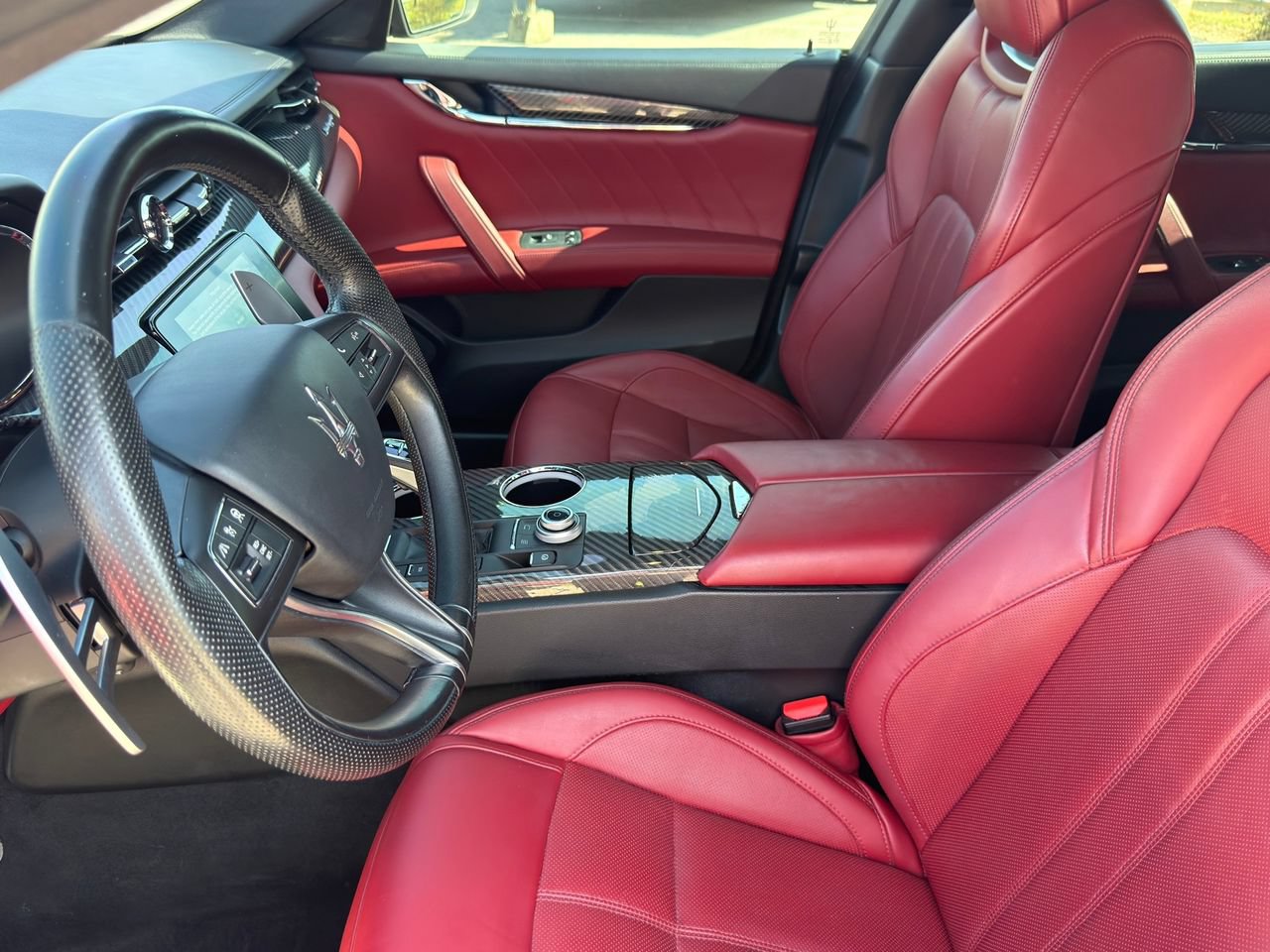 Used 2020 Maserati Quattroporte S GranSport Q4 AWD/4WD image 14