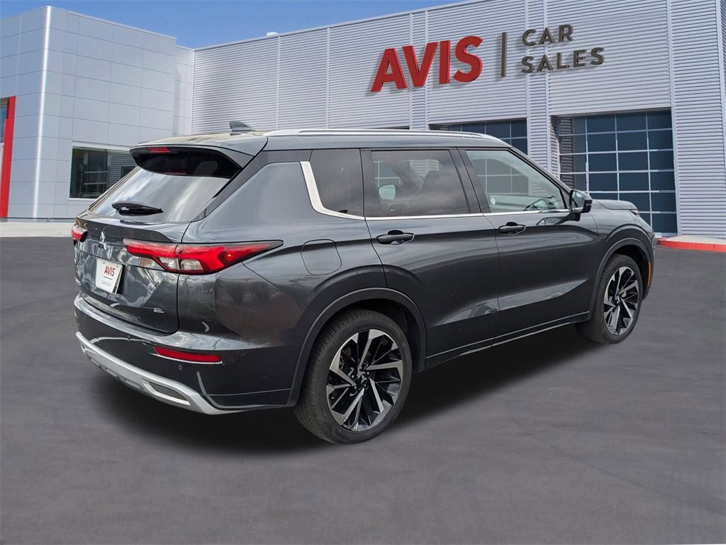 Used 2024 Mitsubishi Outlander SEL image 7