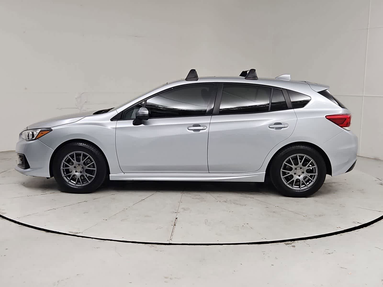Used 2022 Subaru Impreza 2.0i Sport w/ Popular Package #2 AWD/4WD image 3