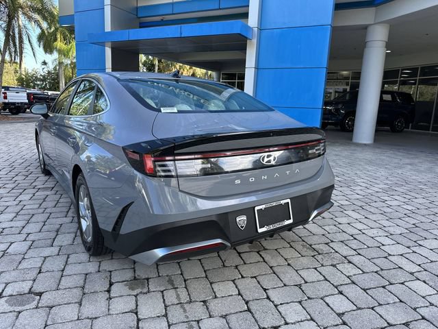 Used 2025 Hyundai Sonata SE FWD image 35