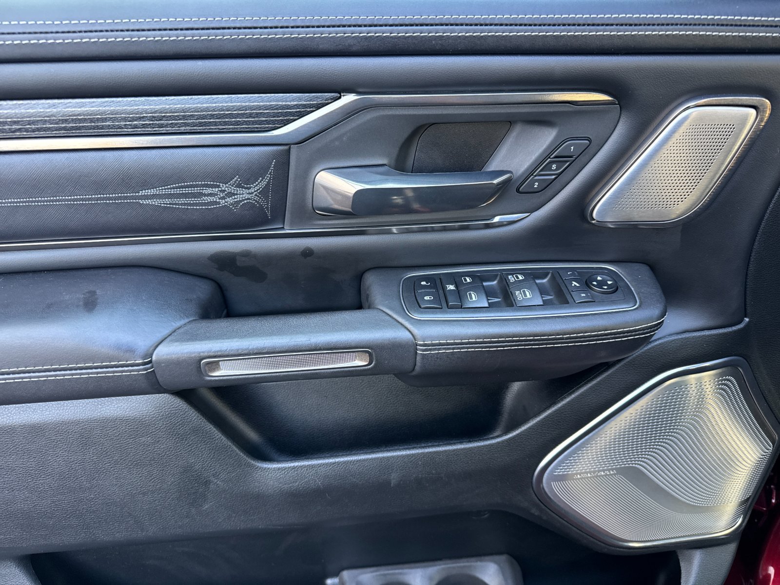 Used 2020 RAM 1500 Limited AWD/4WD image 11