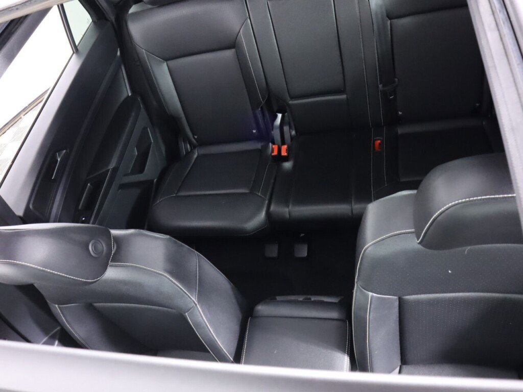 Used 2020 Volkswagen Atlas Cross Sport SEL image 29