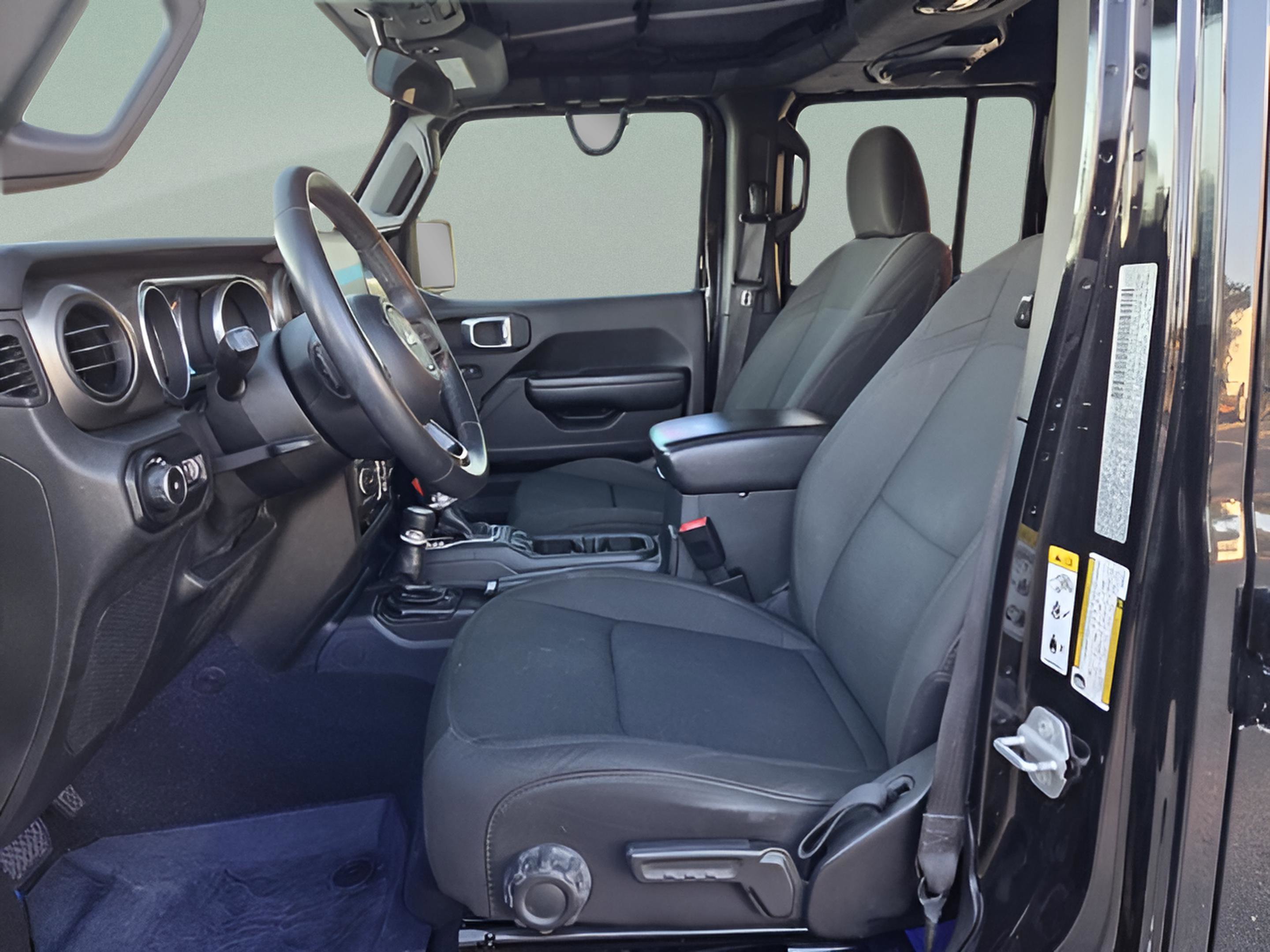 Used 2018 Jeep Wrangler Unlimited Sport S image 14