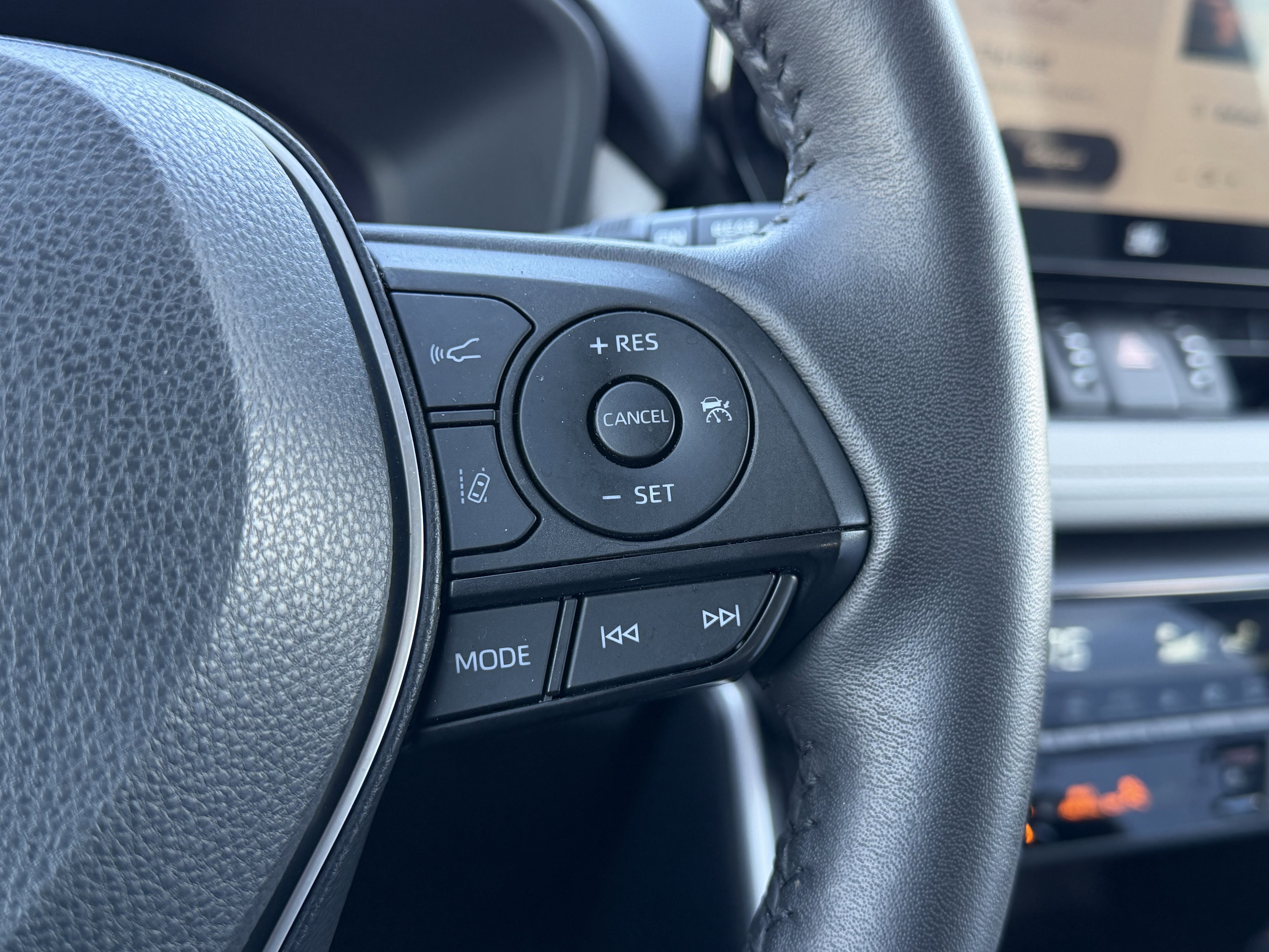 Used 2023 Toyota RAV4 Limited w/ Limited Grade Weather Package image 27