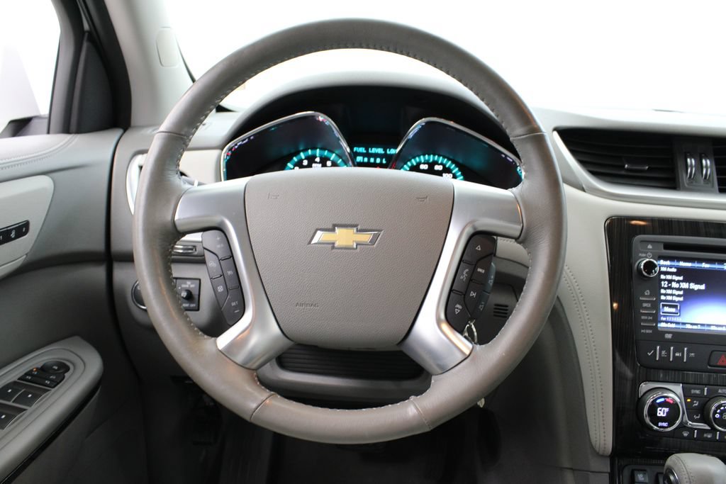 Used 2017 Chevrolet Traverse Premier FWD image 22