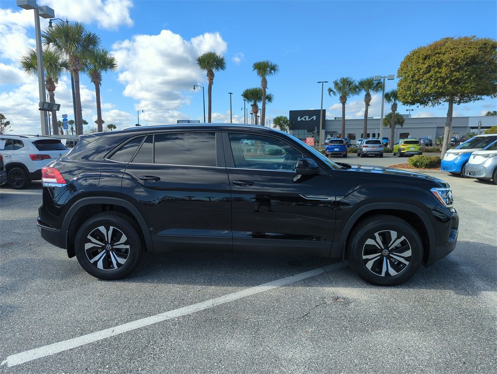 New 2026 Volkswagen Atlas Cross Sport SE image 3