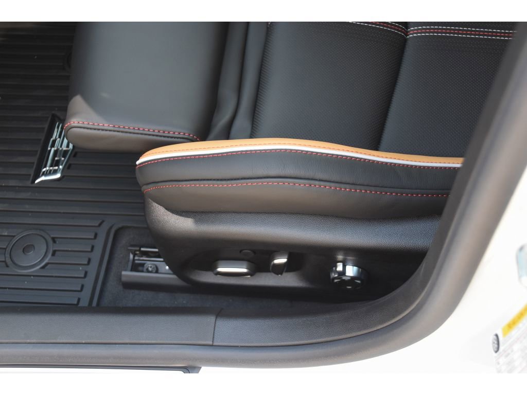 New 2026 Cadillac CT5 V Blackwing w/ Super Cruise 1 Package image 33