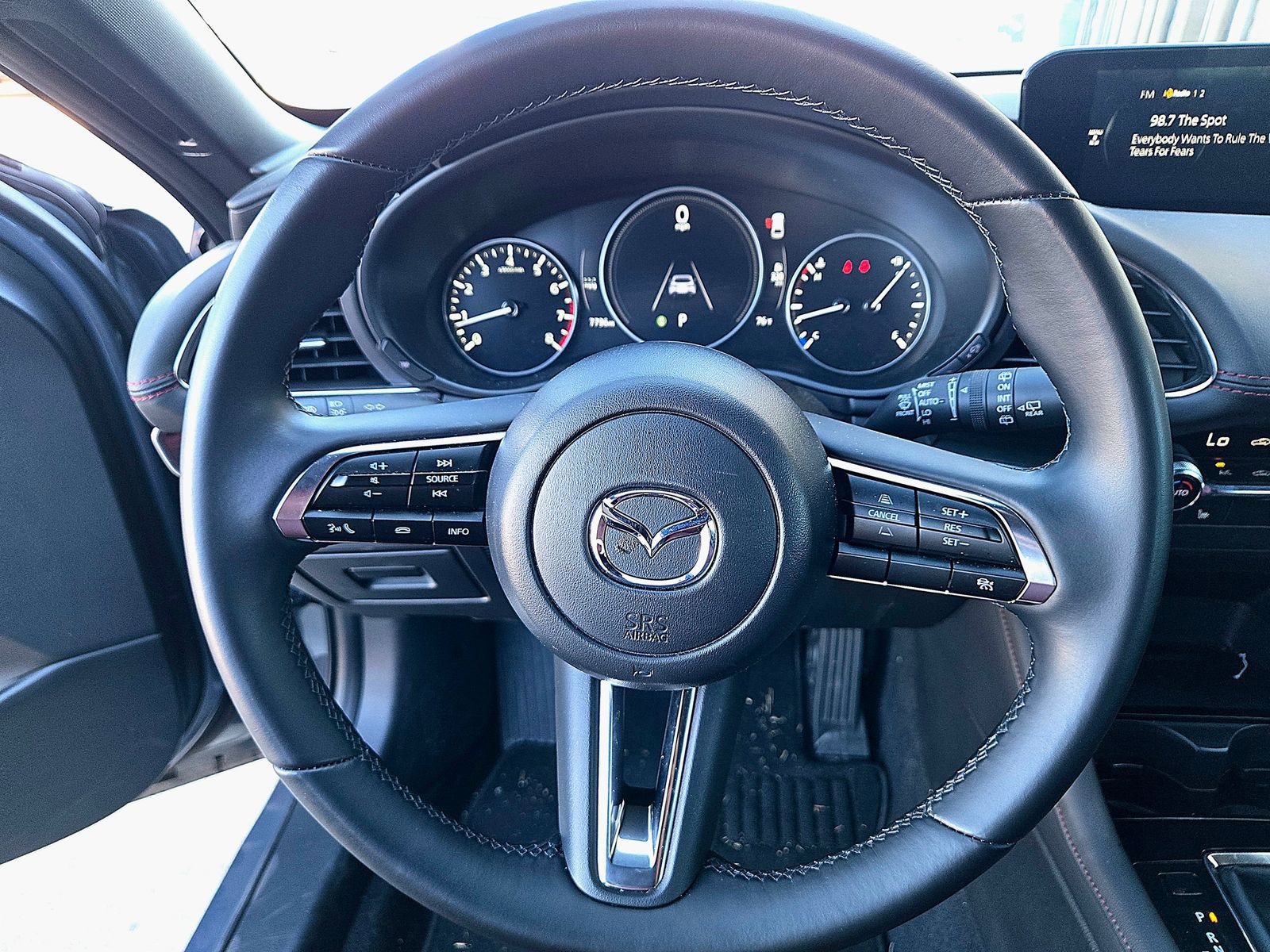 Certified 2025 MAZDA MAZDA3 Carbon image 12