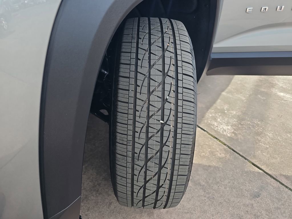 New 2026 Chevrolet Equinox LT w/ Convenience Package II image 30