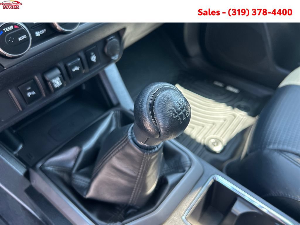 Certified 2020 Toyota Tacoma TRD Off-Road w/ TRD Premium Off Road Package AWD/4WD image 23