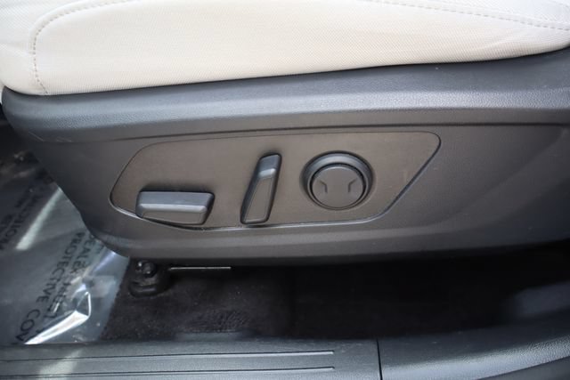 Used 2025 Hyundai Tucson SEL FWD image 11