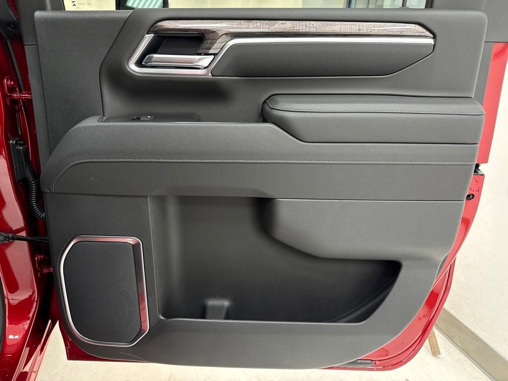 New 2026 Chevrolet Silverado 2500 LTZ w/ LTZ Convenience Package image 12