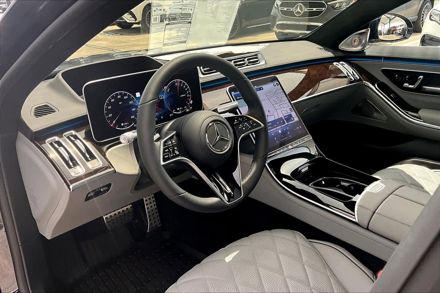 New 2026 Mercedes-Benz S 580e 4MATIC Sedan image 10