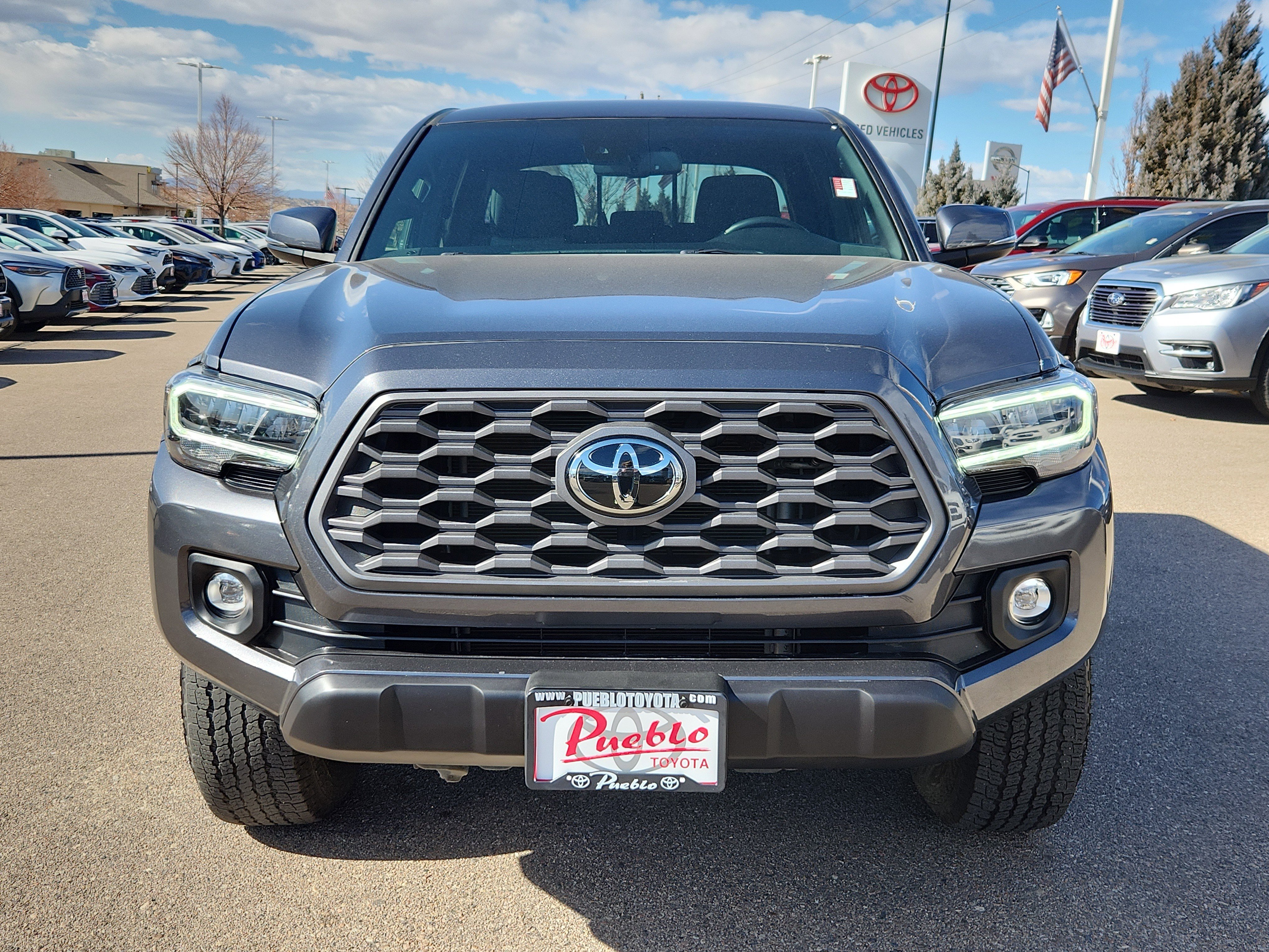 Used 2022 Toyota Tacoma TRD Off-Road w/ Technology Package image 5
