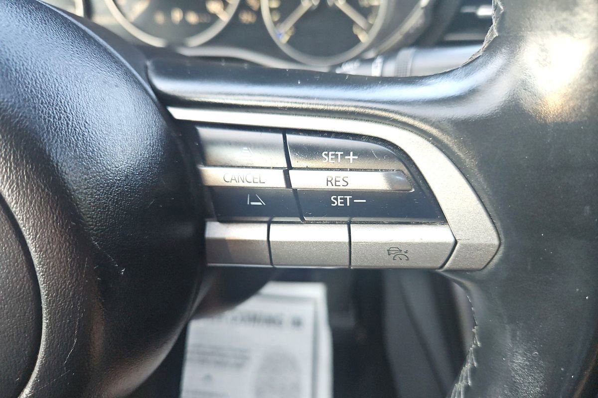 Used 2021 MAZDA MAZDA3 s image 30