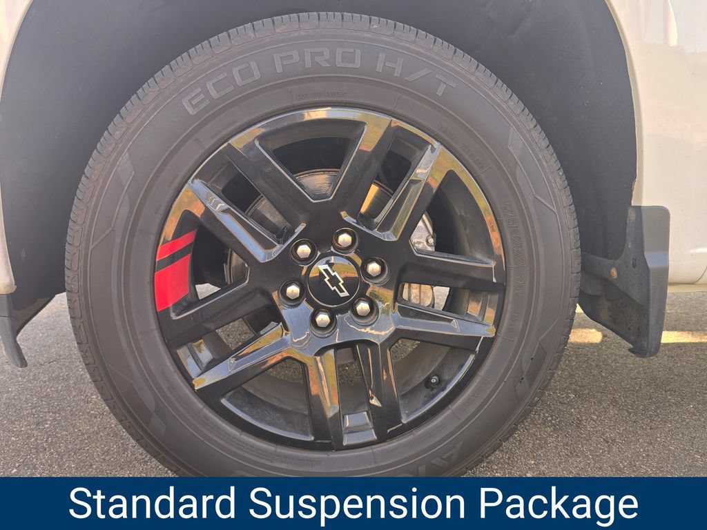 Used 2023 Chevrolet Silverado 1500 RST w/ Redline Edition AWD/4WD image 9