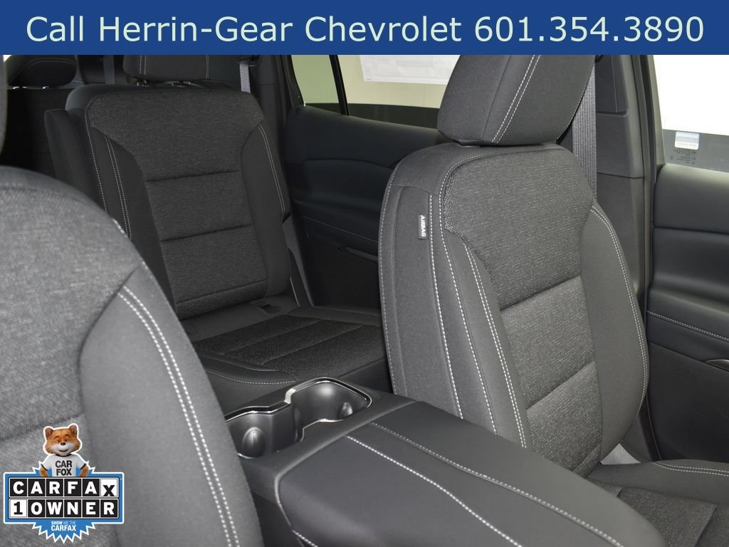 Used 2025 Chevrolet Traverse LT FWD image 26