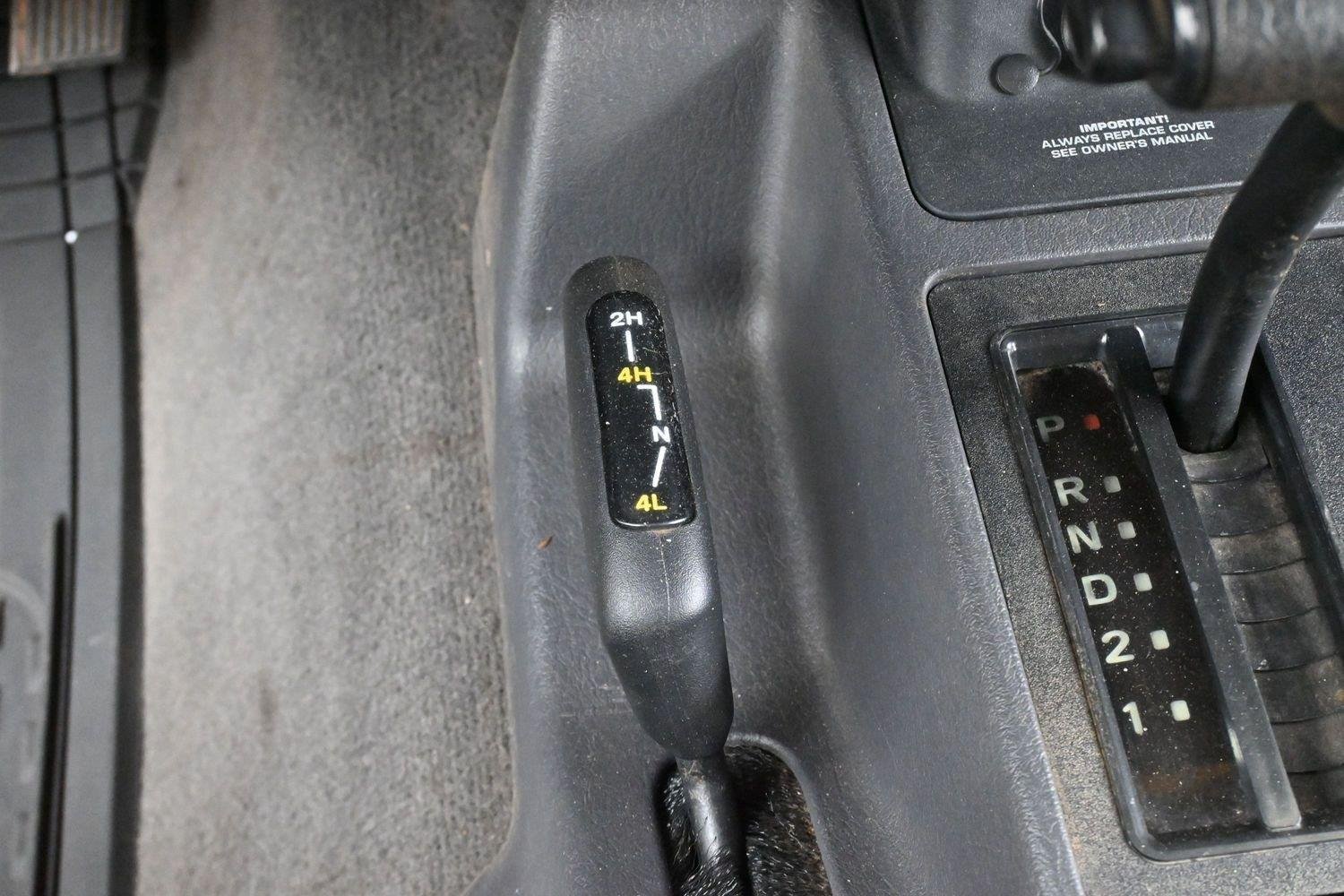 Used 2002 Jeep Wrangler X AWD/4WD image 18