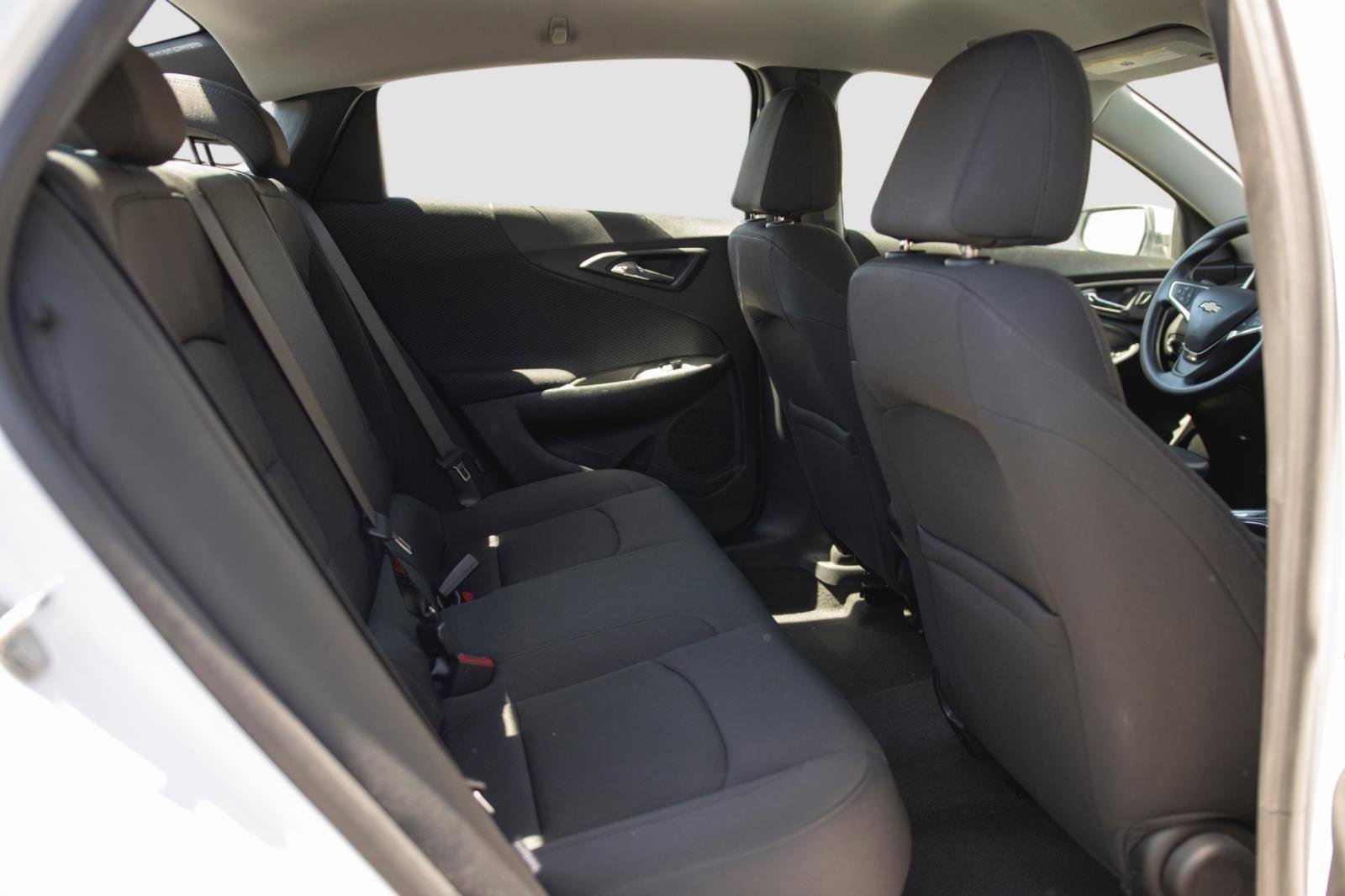 Used 2021 Chevrolet Malibu LS FWD image 14