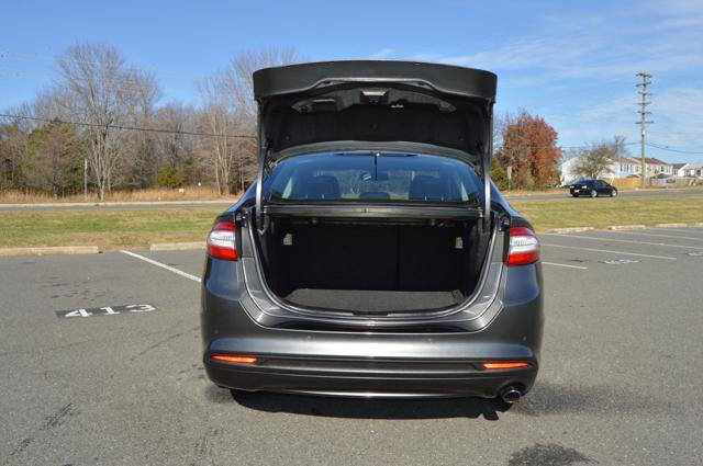 Used 2016 Ford Fusion SE w/ Equipment Group 202A image 65