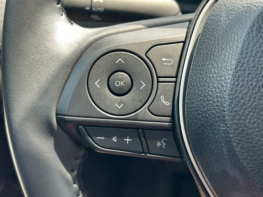 Used 2026 Toyota Corolla Cross LE w/ Moonroof Package FWD image 34