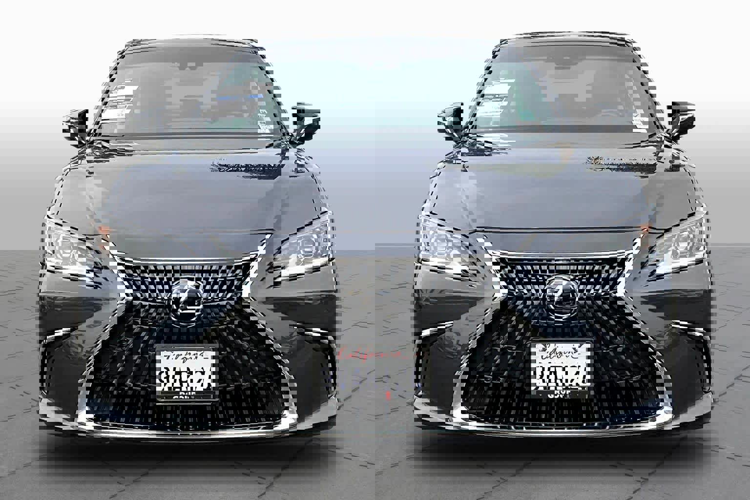 Used 2025 Lexus ES 350 w/ Premium Package image 3