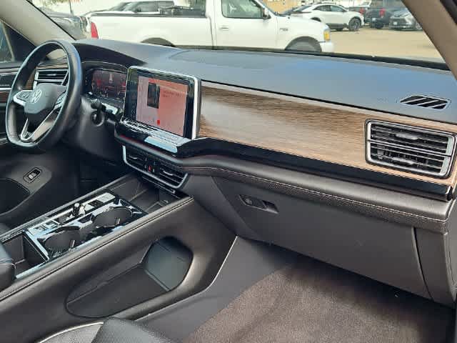 Used 2024 Volkswagen Atlas SEL Premium R-Line AWD/4WD image 21