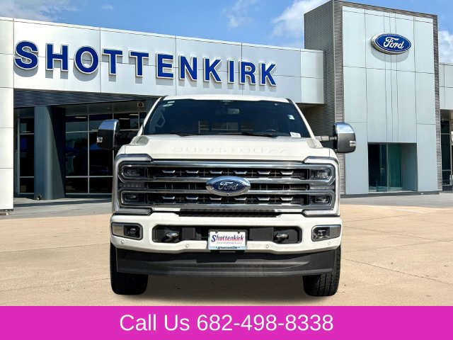 Used 2024 Ford F250 Platinum AWD/4WD image 2