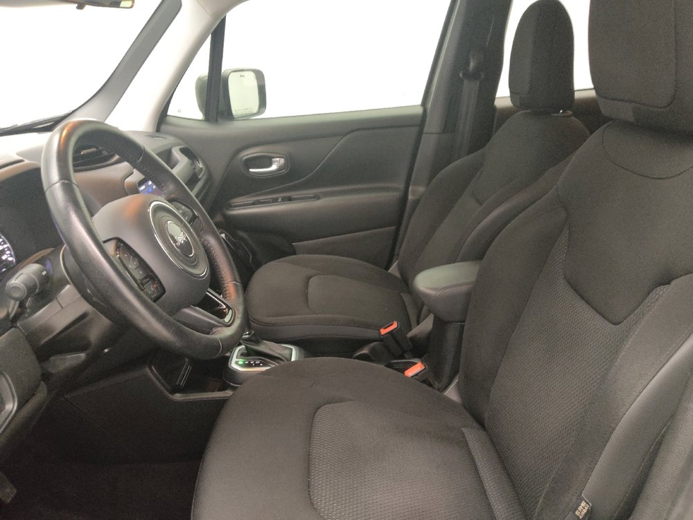 Used 2020 Jeep Renegade Altitude w/ UConnect 8.4 Nav Group image 17