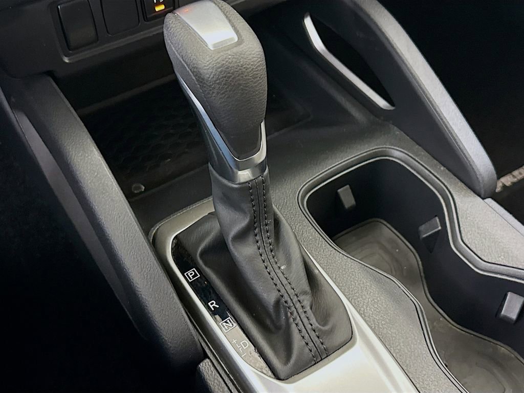 Used 2022 Nissan Frontier SV w/ Technology Package image 17