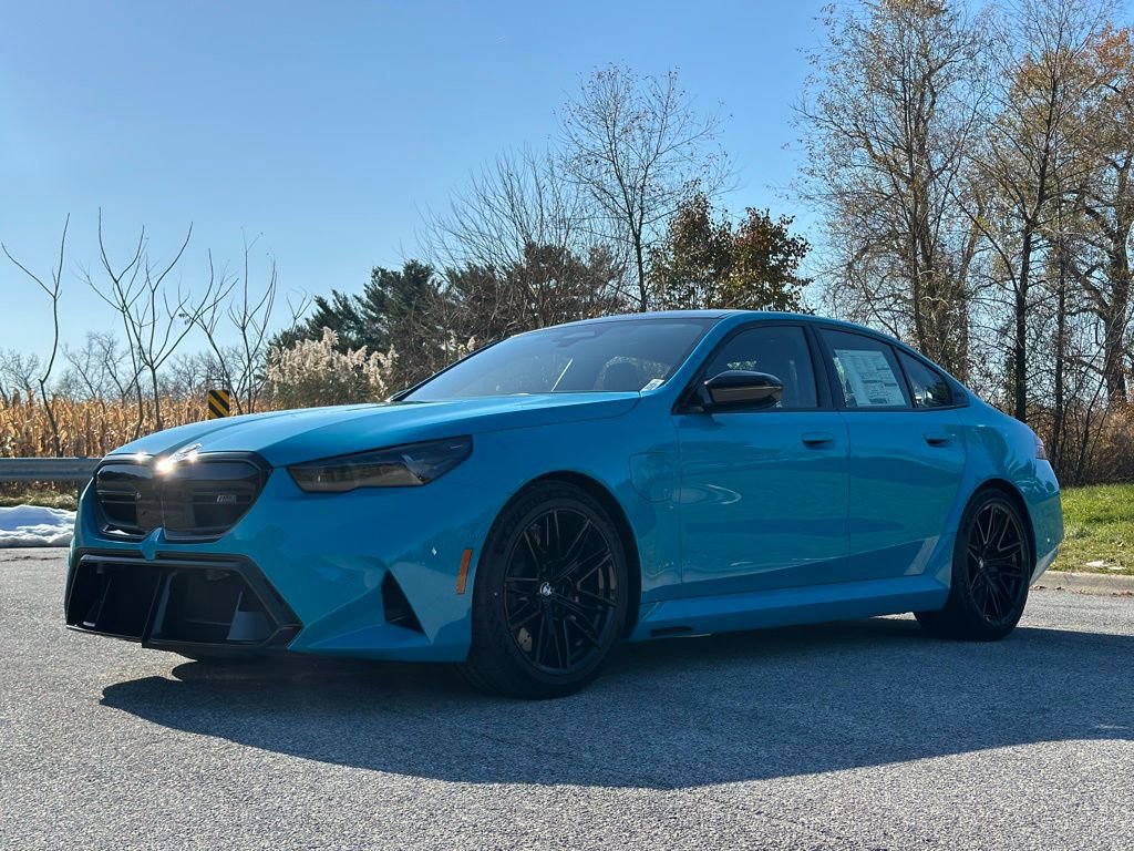 New 2026 BMW M5 w/ Executive Package image 3