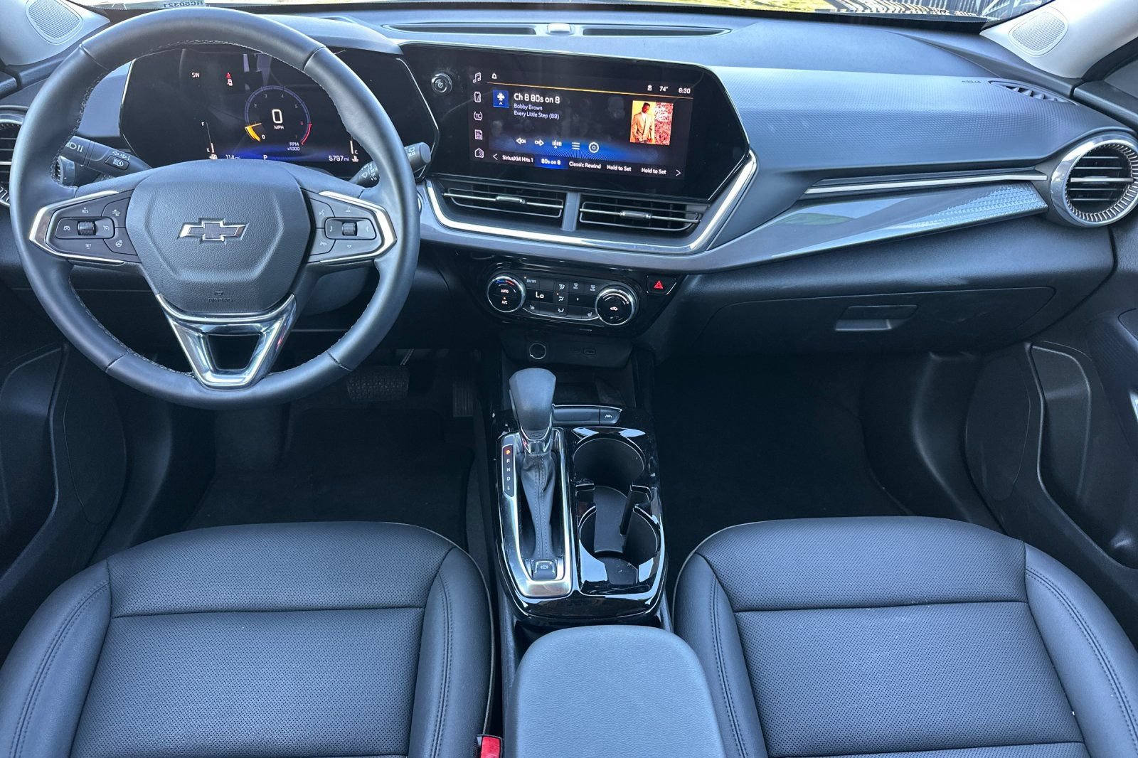 Used 2026 Chevrolet Trax ACTIV w/ Sunroof Package FWD image 15