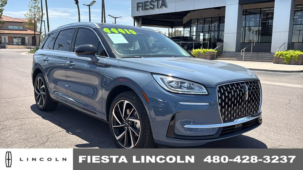 Used 2024 Lincoln Corsair Grand Touring AWD/4WD image 1