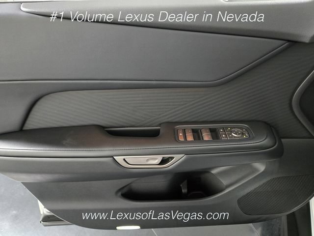 New 2026 Lexus ES 350e FWD image 16