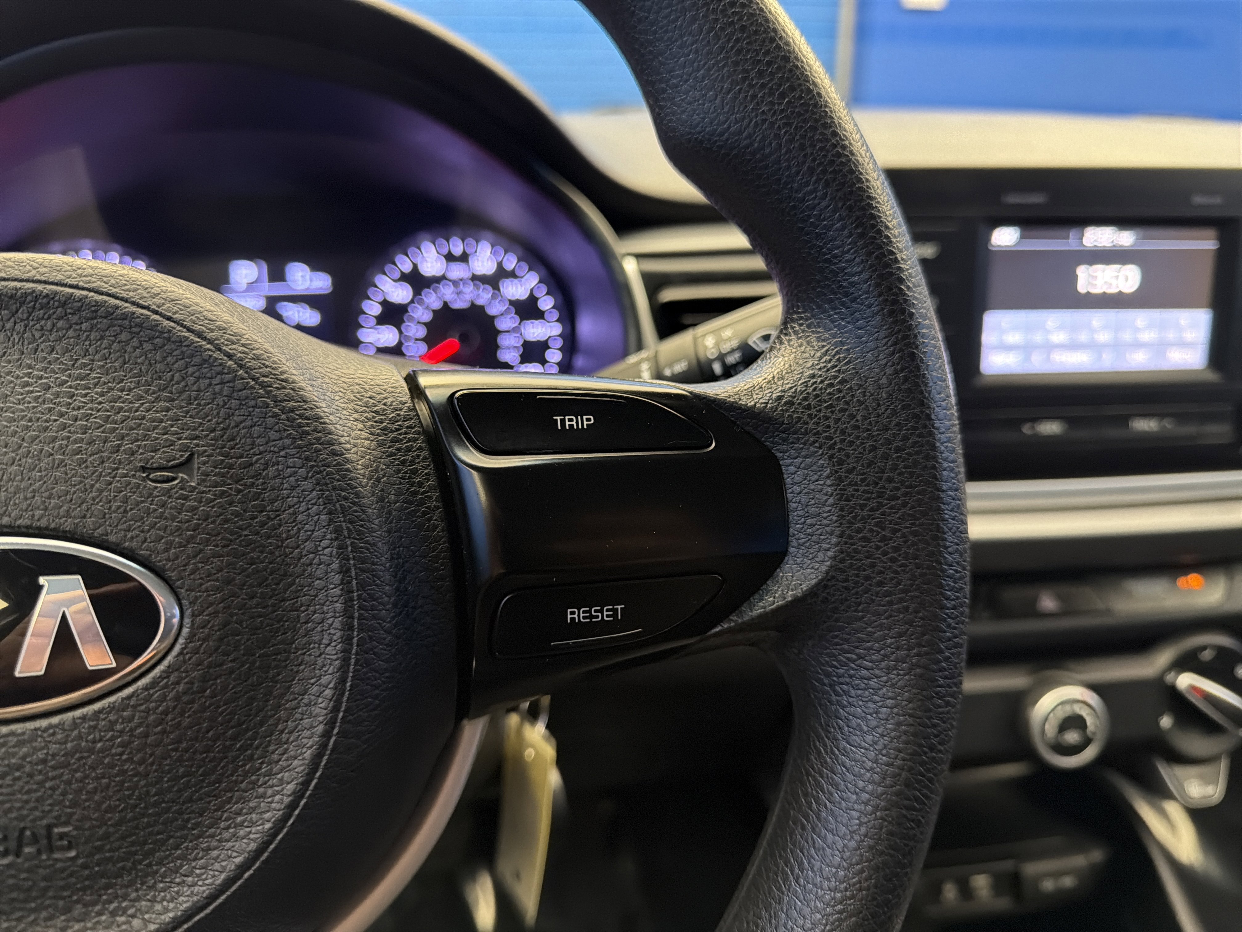 Used 2019 Kia Rio LX image 16