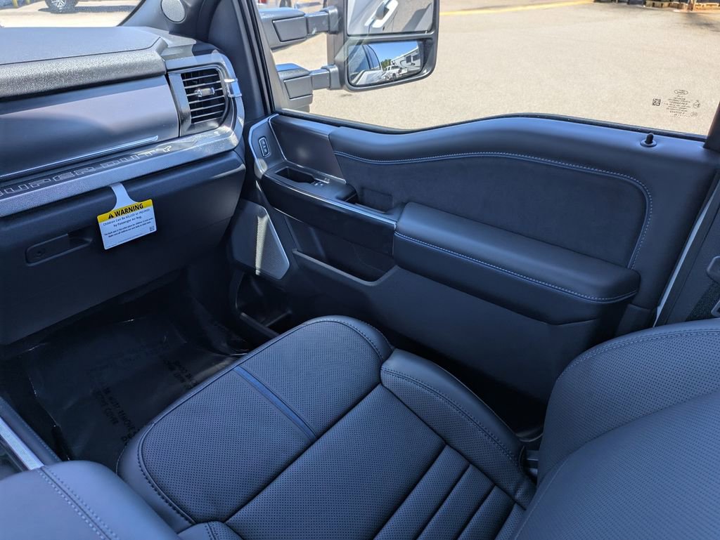 New 2026 Ford F250 Platinum w/ Tremor Off-Road Package AWD/4WD image 17