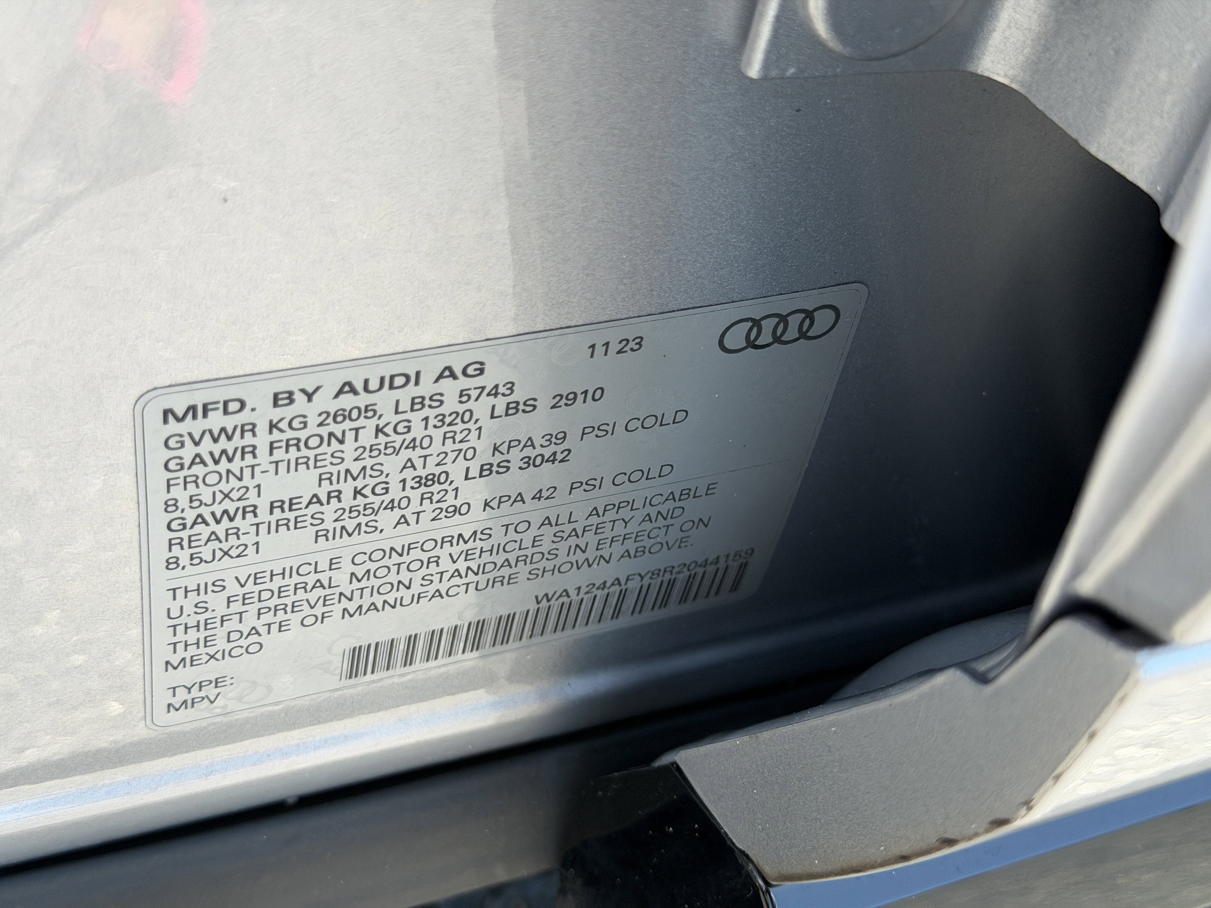Used 2024 Audi SQ5 Premium Plus AWD/4WD image 40