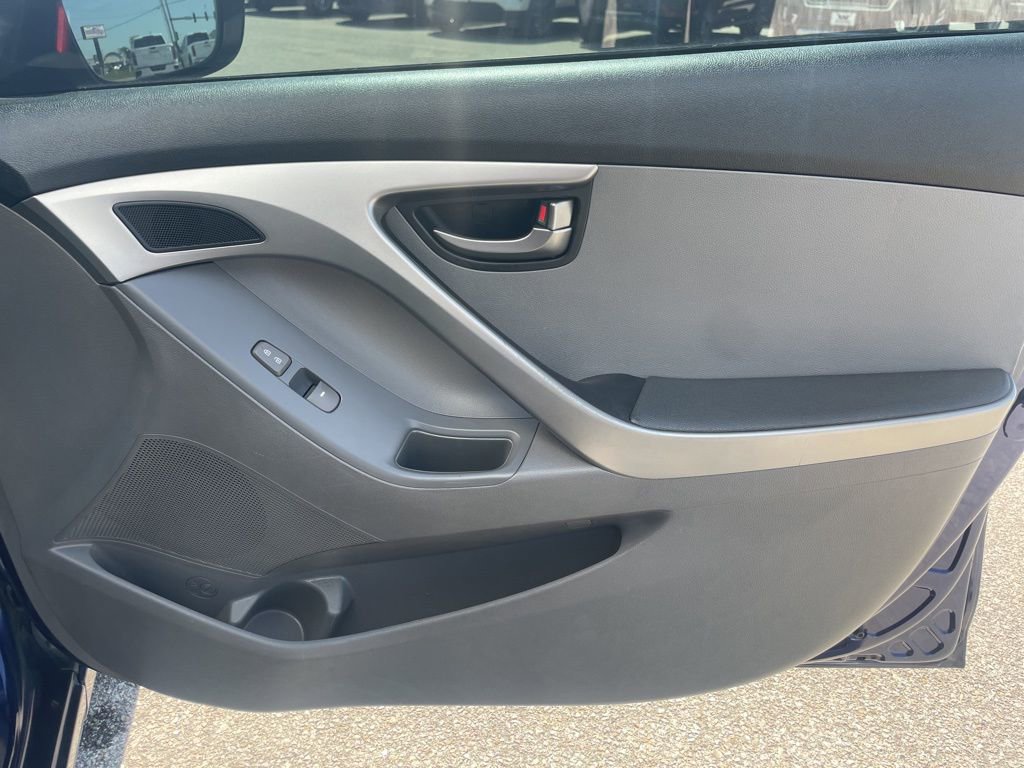 Used 2013 Hyundai Elantra GLS FWD image 14