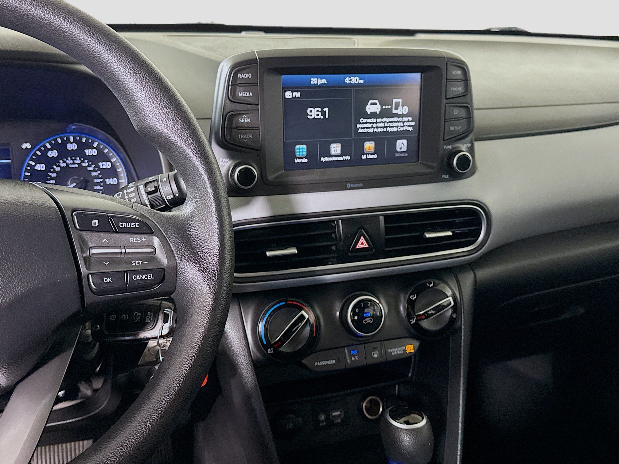 Used 2020 Hyundai Kona SE FWD image 18