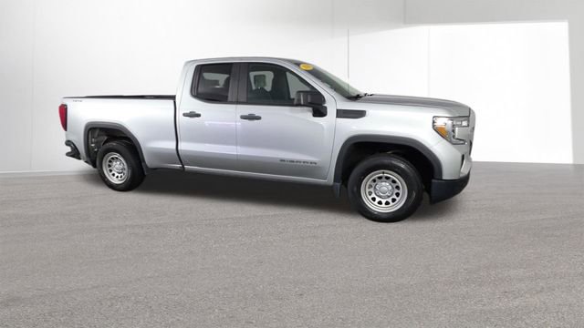 Used 2019 GMC Sierra 1500 4x4 Double Cab w/ Convenience Package image 2
