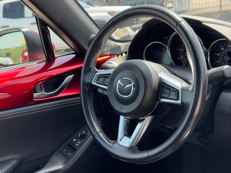 Used 2023 MAZDA MX-5 Miata Grand Touring RWD image 12