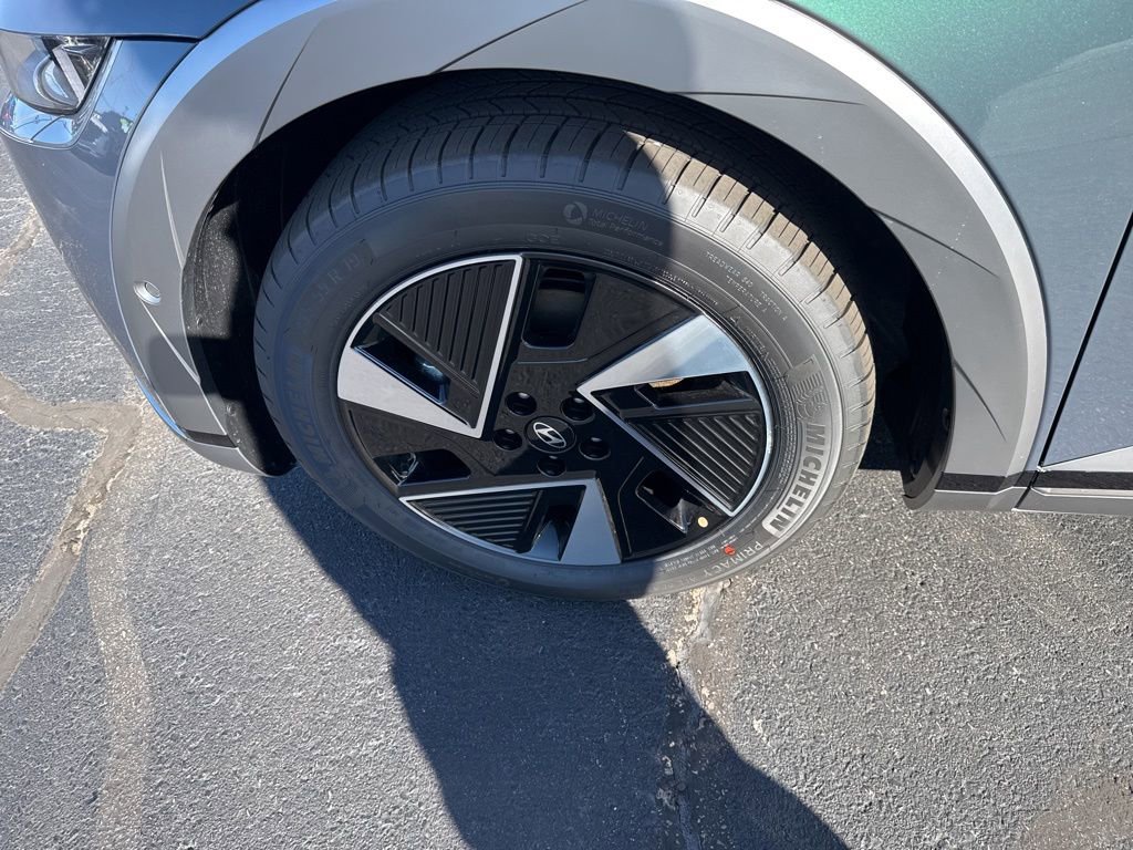 New 2026 Hyundai Ioniq 5 Limited image 13