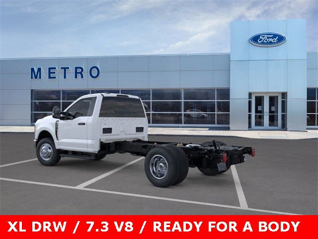 New 2025 Ford F350 XL w/ XL Chrome Package image 27
