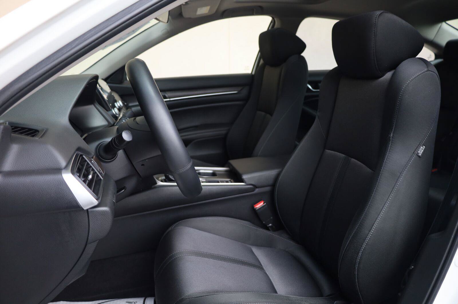 Used 2019 Honda Accord EX image 17