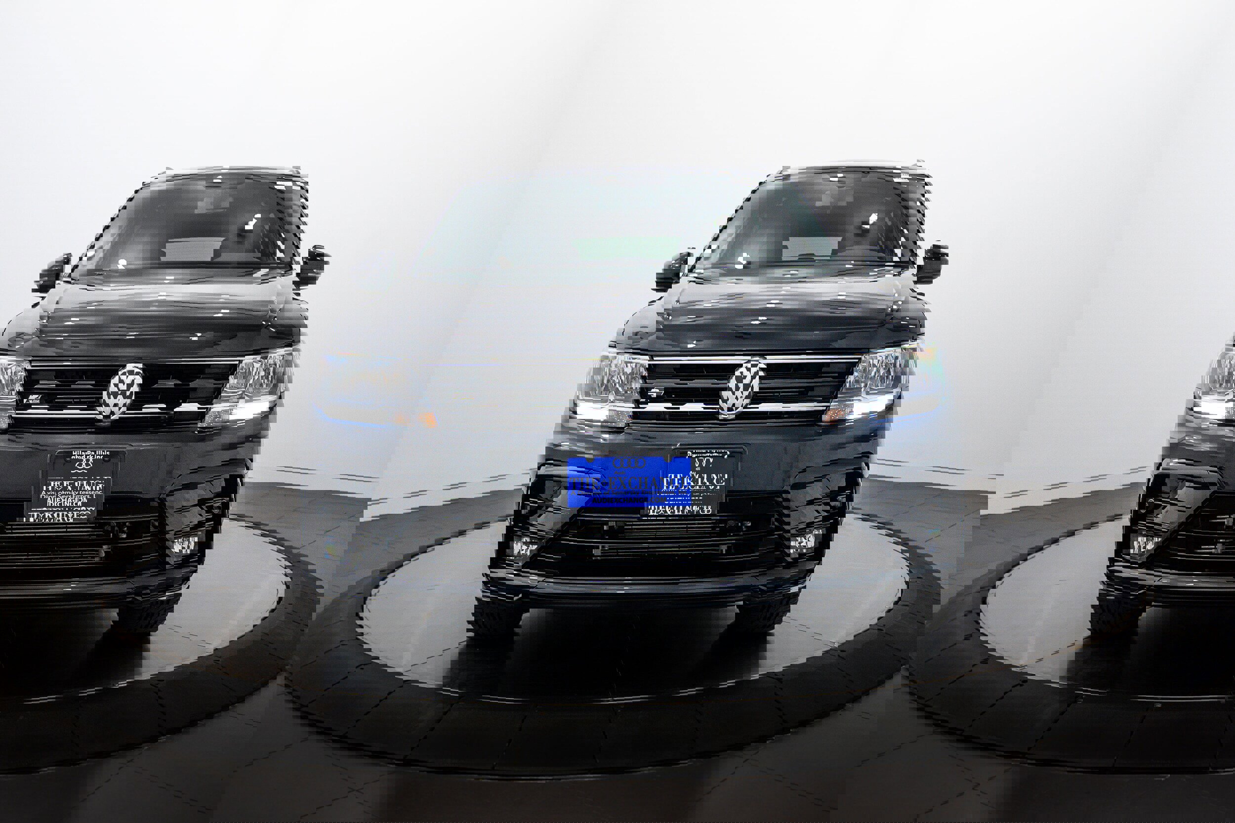 Used 2021 Volkswagen Tiguan SE R-Line image 24