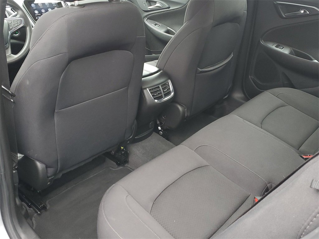 Used 2024 Chevrolet Malibu LT image 11