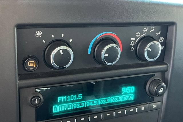 Used 2025 Chevrolet Express 2500 w/ Driver Convenience Package RWD image 26