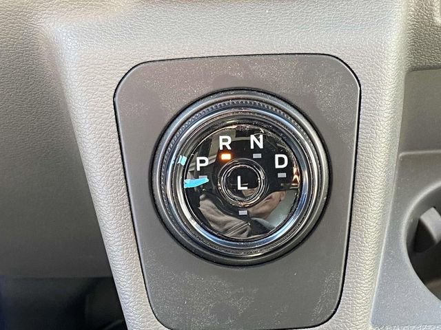 New 2023 Ford E-Transit image 25