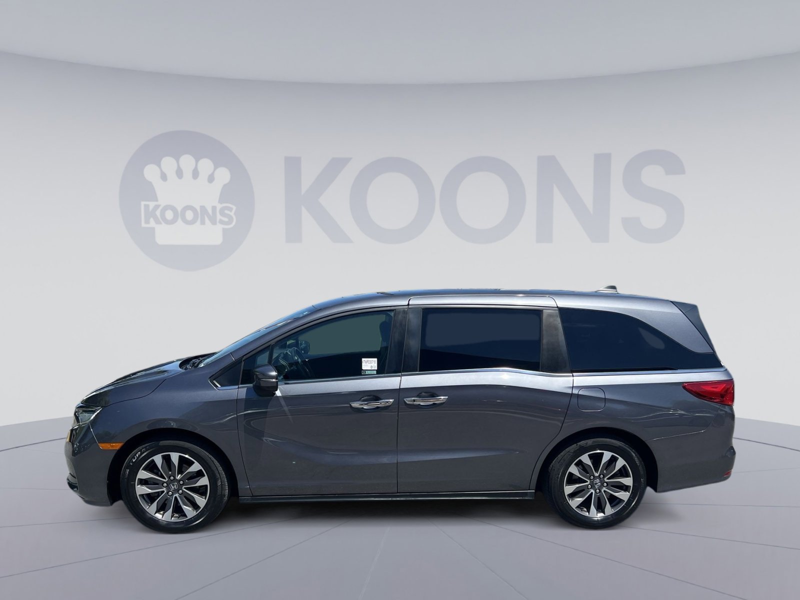Used 2023 Honda Odyssey EX-L image 2